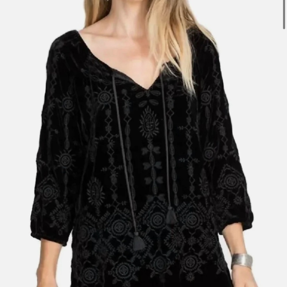 Johnny Was Black Embroidered Blouse XS